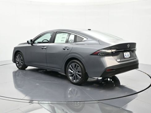 New 2026 Nissan Sentra SL w/ Floor Mat Package image 8