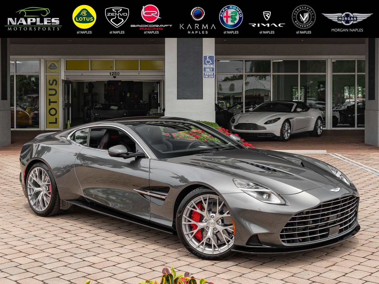 Used 2025 Aston Martin Vanquish RWD image 1