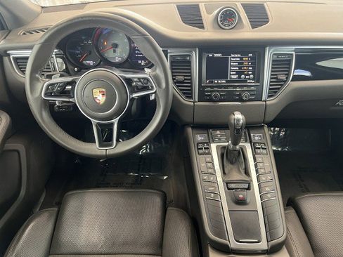 Used 2016 Porsche Macan S AWD/4WD image 19