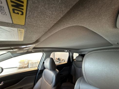 Used 2020 Hyundai Santa Fe Limited image 16