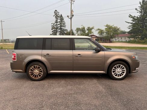 Used 2014 Ford Flex SEL w/ Equipment Group 202A AWD/4WD image 6
