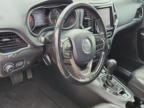 Used 2020 Jeep Cherokee Limited AWD/4WD image 8