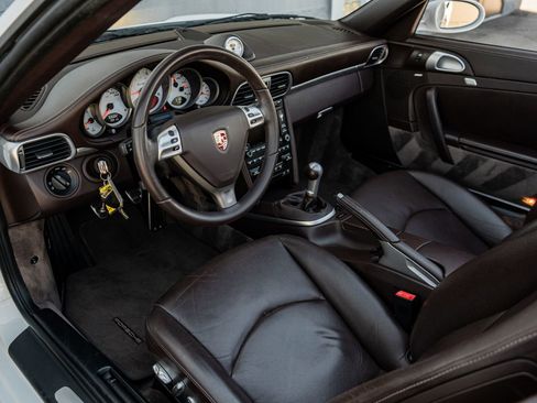 Used 2009 Porsche 911 Turbo AWD/4WD image 29