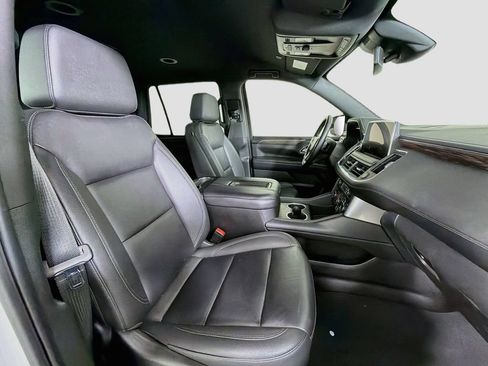 Used 2024 Chevrolet Tahoe LT AWD/4WD image 33