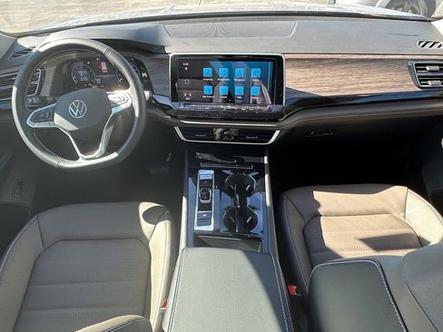 New 2026 Volkswagen Atlas SEL image 10