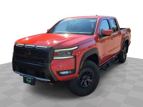 Used 2026 Nissan Frontier PRO-4X w/ Pro-4x Convenience Package AWD/4WD image 1