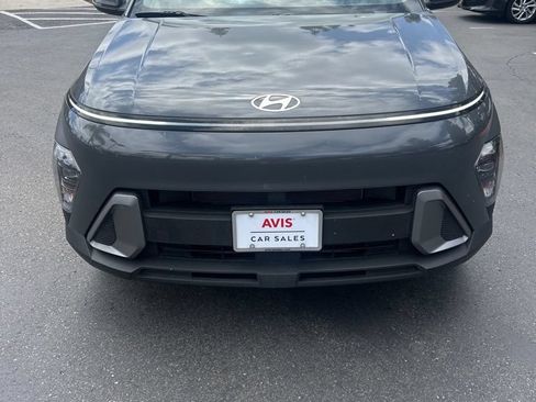 Used 2025 Hyundai Kona SEL FWD image 4