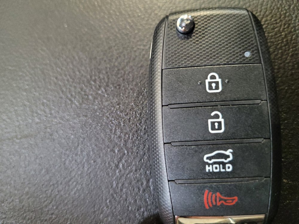 Used 2020 Kia Optima LX FWD image 32