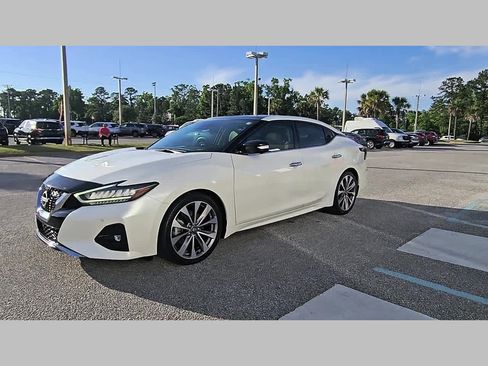 Used 2023 Nissan Maxima Platinum w/ Sport Mat Group FWD image 23