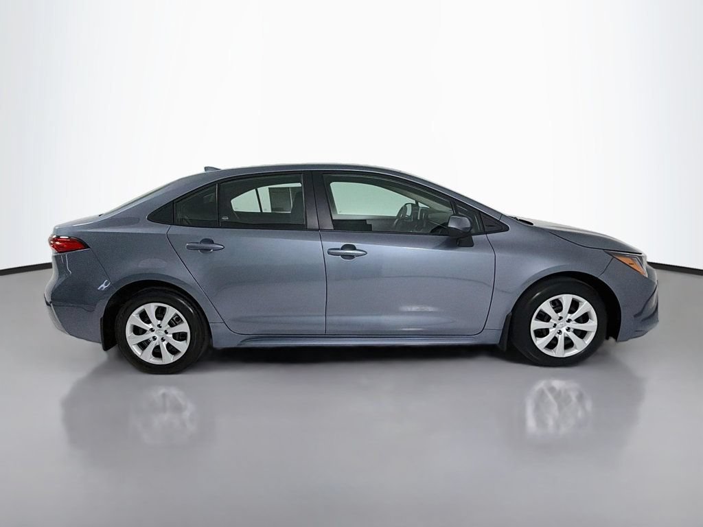 Used 2024 Toyota Corolla LE FWD image 8