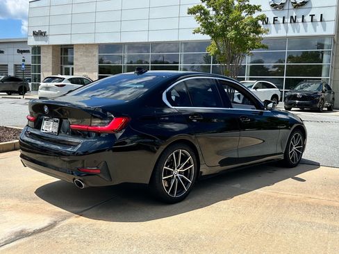 Used 2019 BMW 330i Sedan w/ Convenience Package RWD image 6