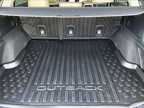 Used 2021 Subaru Outback Limited XT image 25