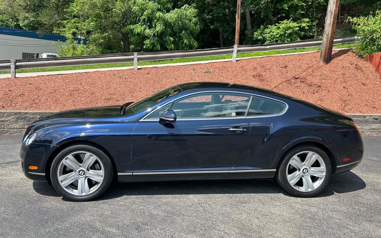 Used 2010 Bentley Continental GT w/ Convenience Specification Pkg AWD/4WD image 2