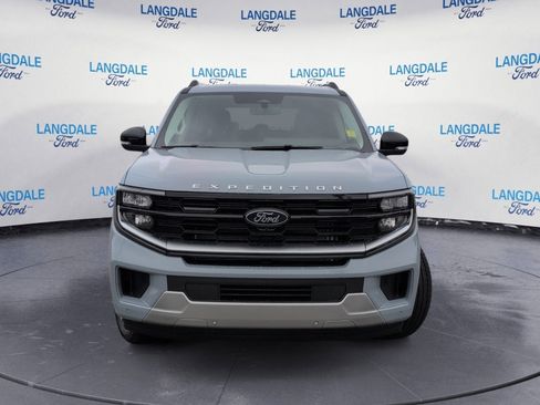 New 2025 Ford Expedition Max Platinum w/ Driver's Package image 12