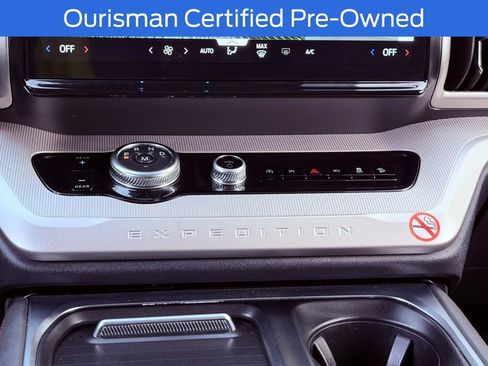 Used 2025 Ford Expedition Active AWD/4WD image 25