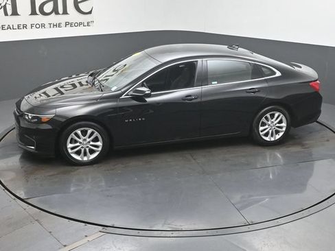 Used 2018 Chevrolet Malibu LT FWD image 57
