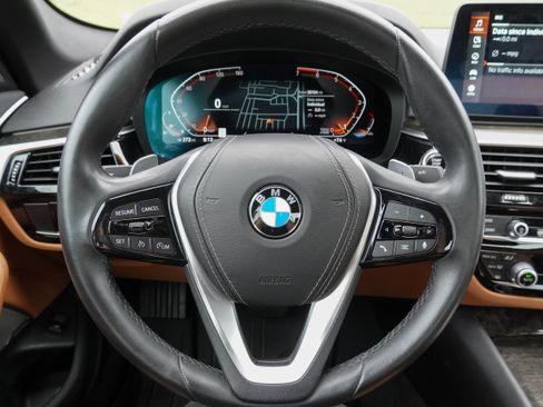 Certified 2023 BMW 530i w/ Premium Package RWD image 15