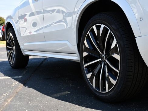 New 2026 Volvo XC90 B6 Ultra w/ Protection Package Premier image 9