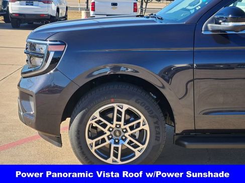 New 2026 Ford Expedition Active image 9