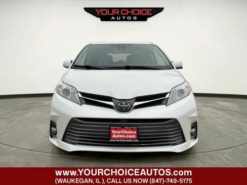 Used 2018 Toyota Sienna XLE FWD image 8
