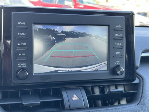 Used 2019 Toyota RAV4 XLE image 30