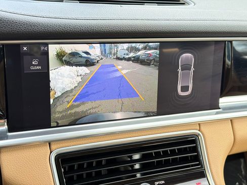 Used 2018 Porsche Panamera 4 w/ Premium Package Plus image 33