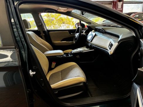 Used 2018 Honda Clarity Plug-In Hybrid image 32