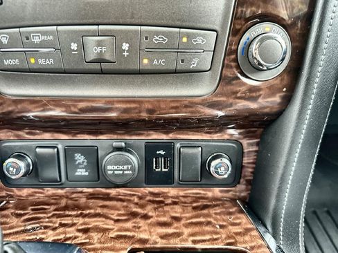 Used 2020 Nissan Armada Platinum w/ Captain's Chairs Package image 30