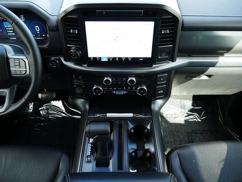 Used 2025 Ford F150 Lariat w/ Bed Utility Package AWD/4WD image 21