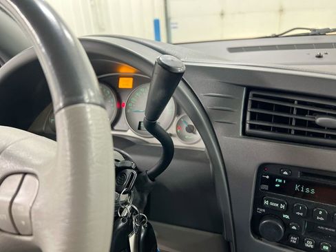 Used 2002 Buick Rendezvous CXL w/ Versatility Pkg image 16