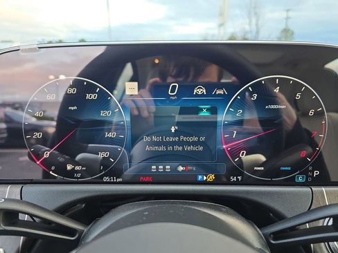 New 2026 Mercedes-Benz E 350 4MATIC Sedan image 21