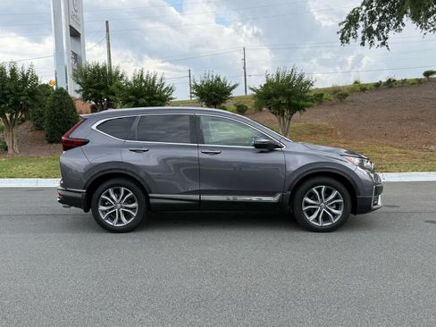 Used 2022 Honda CR-V Touring image 6