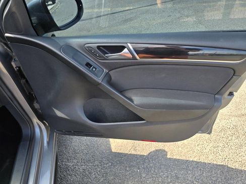 Used 2012 Volkswagen GTI Autobahn image 27