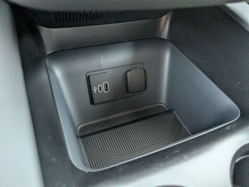 New 2026 Ford Explorer Active w/ Active Comfort Package RWD image 16
