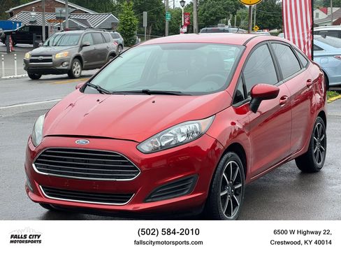 Used 2019 Ford Fiesta SE FWD image 1