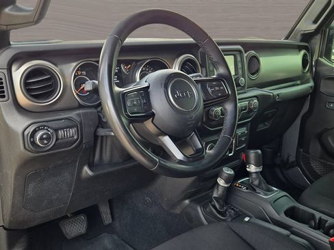 Used 2020 Jeep Gladiator Sport w/ Quick Order Package 24S AWD/4WD image 23