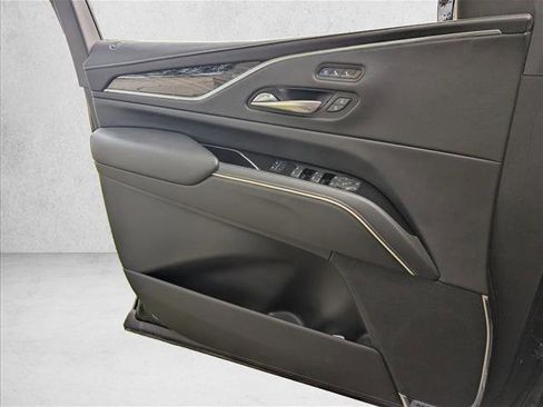 Used 2022 Cadillac Escalade Sport w/ Touring Package AWD/4WD image 9