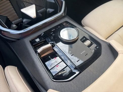 Used 2025 BMW X3 xDrive30i image 17