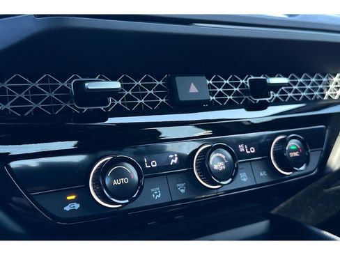 Used 2024 Honda Accord Sport image 27