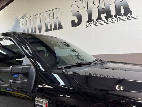 Used 2020 Ford F350 Lariat w/ Lariat Ultimate Package AWD/4WD image 49