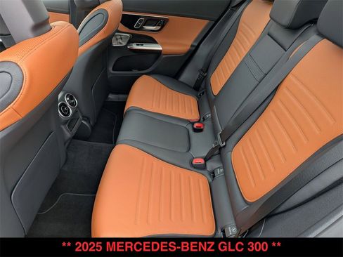 Certified 2025 Mercedes-Benz GLC 300 4MATIC image 4