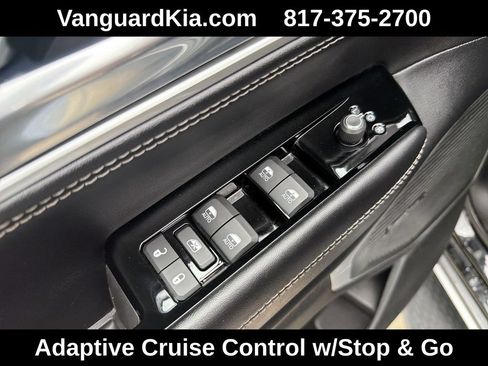 Used 2022 Jeep Wagoneer Series I w/ Convenience Group I AWD/4WD image 17