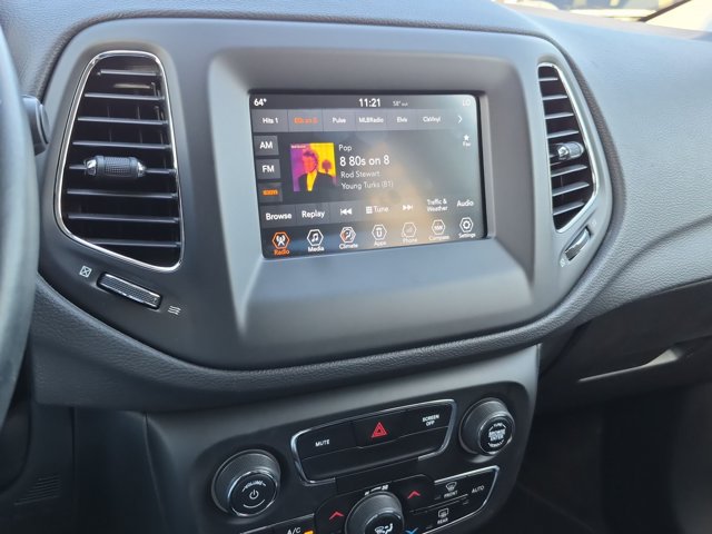 Used 2018 Jeep Compass Latitude w/ Popular Equipment Group FWD image 14