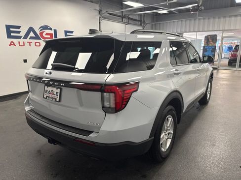 New 2026 Ford Explorer Active AWD/4WD image 11