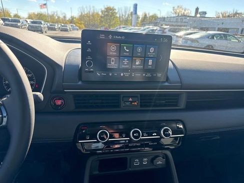 New 2025 Honda Pilot EX-L image 17