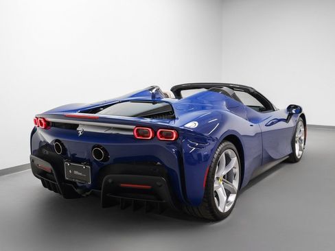 Certified 2022 Ferrari SF90 Spider AWD/4WD image 34