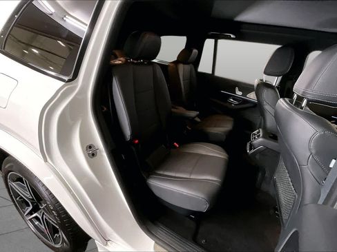 Certified 2024 Mercedes-Benz GLS 450 4MATIC image 20