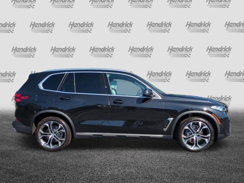 Used 2026 BMW X5 xDrive40i AWD/4WD image 11