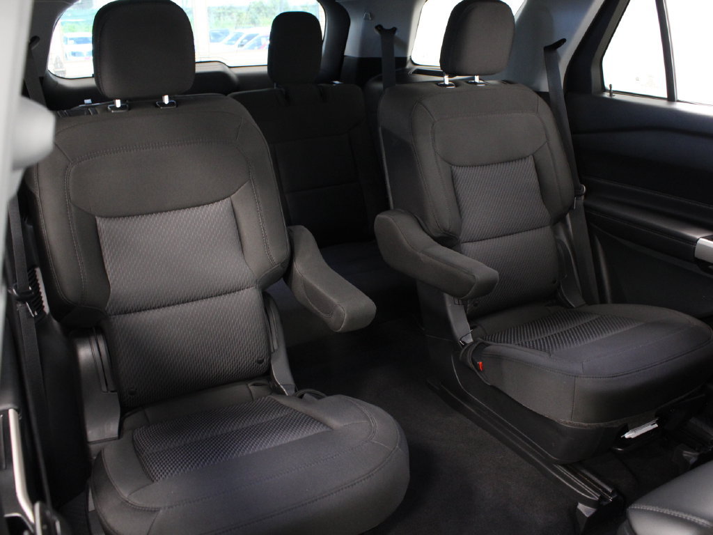 Used 2023 Ford Explorer XLT RWD image 30