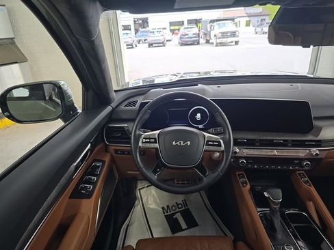 Used 2024 Kia Telluride SX Prestige X-Pro AWD/4WD image 12